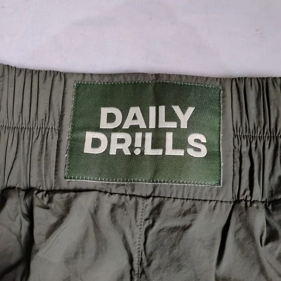 Daily Drills Shorts Small Bounce Green Pull On Lined Nylon Athletic Preppy - Picture 2 of 10